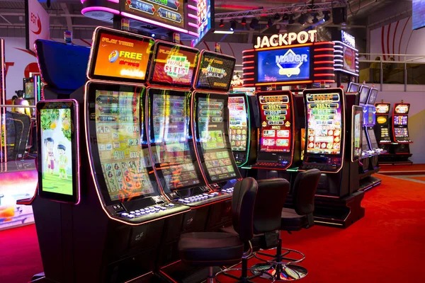 Multi-sport dashboard showing football, casino, and esports categories